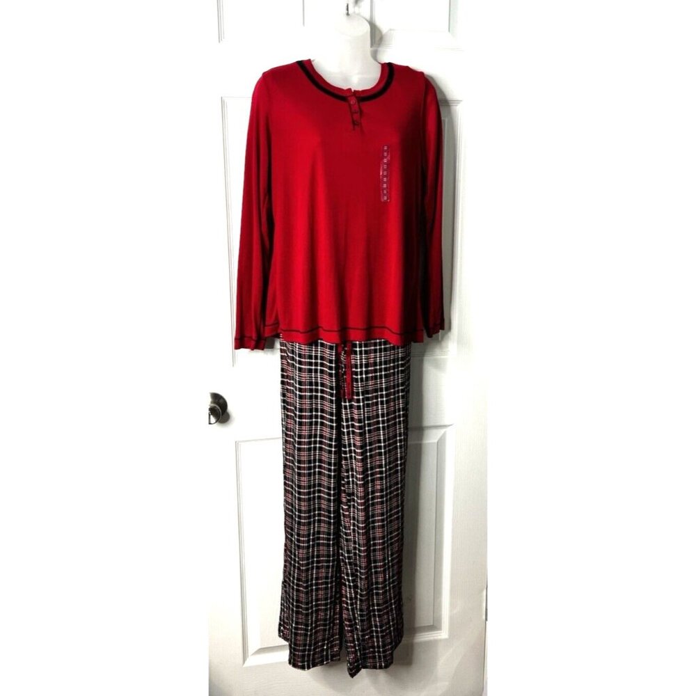 Liz Claiborne Ladies 2-Piece Pajama Set - Red Top & Plaid Bottoms - NWT